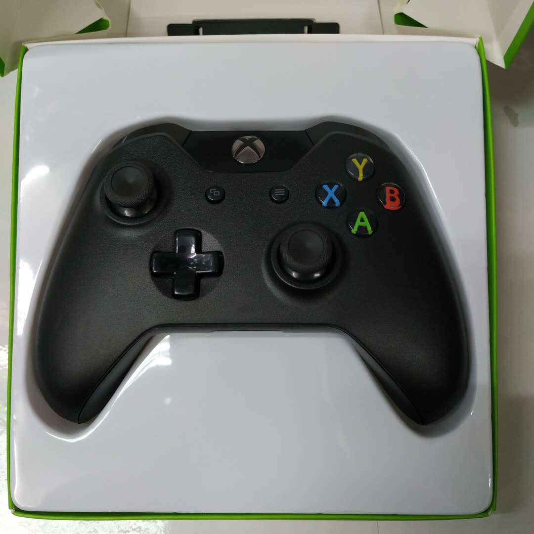 Xbox One Wireless Controller - Boltronik