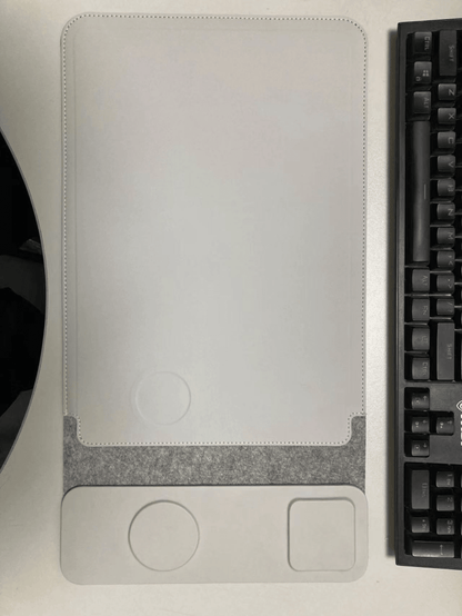 5in1 Wireless Charging Laptop Sleeve - Boltronik