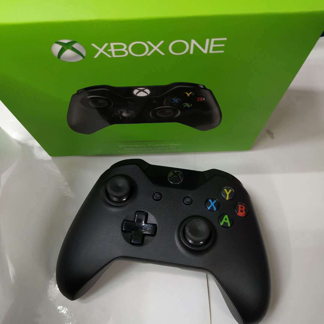 Xbox One Wireless Controller - Boltronik